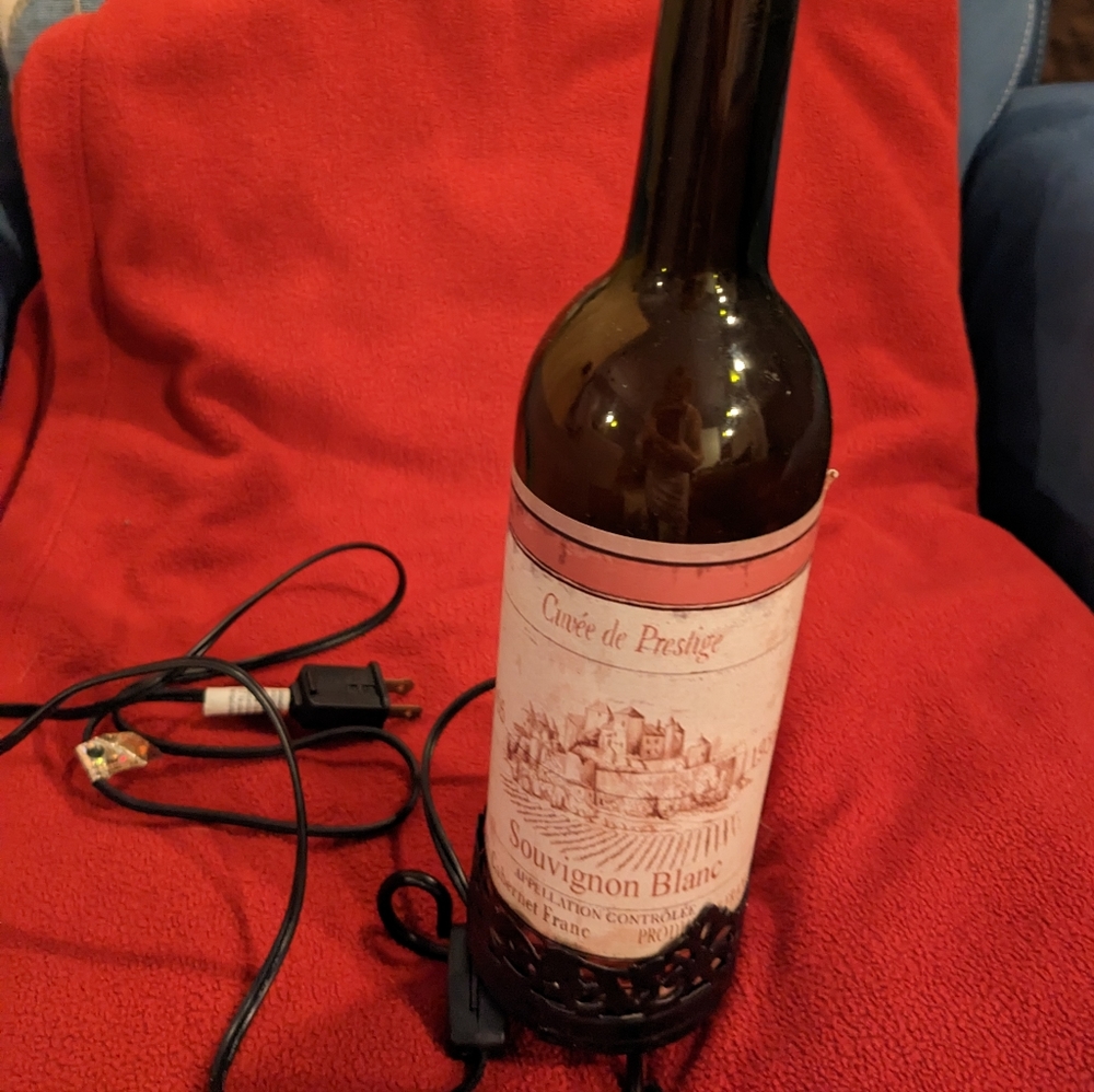Lamp wine bottle plugin - Picture 2 of 3